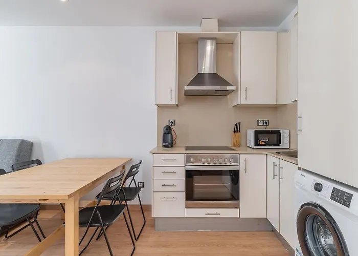 Guestready - Bright Home Near Montjuic